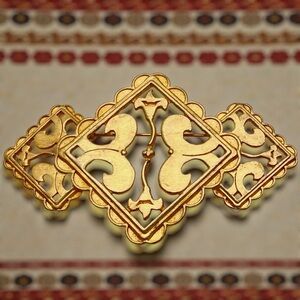 Vintage Ginnie Johansen Matte Gold Tone Renaissance Revival Inspired Brooch